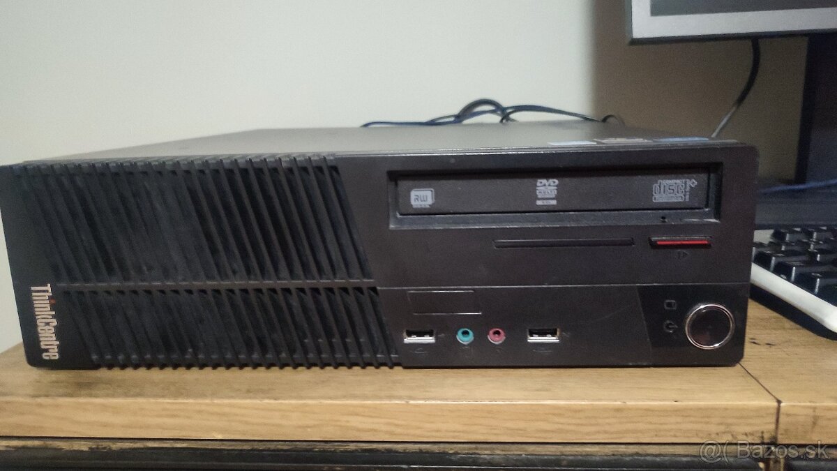 PC Lenovo ThinkCentre M72e