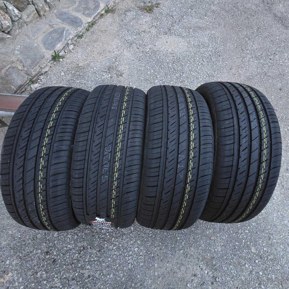 215/45 r17 nove letne