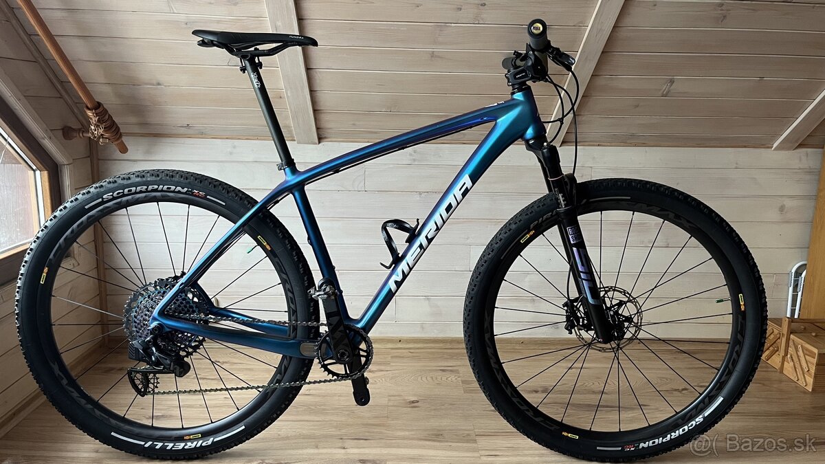 Merida Carbon XX1 AXS, váha 9,6kg