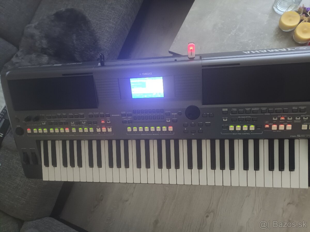 Yamaha psr 670