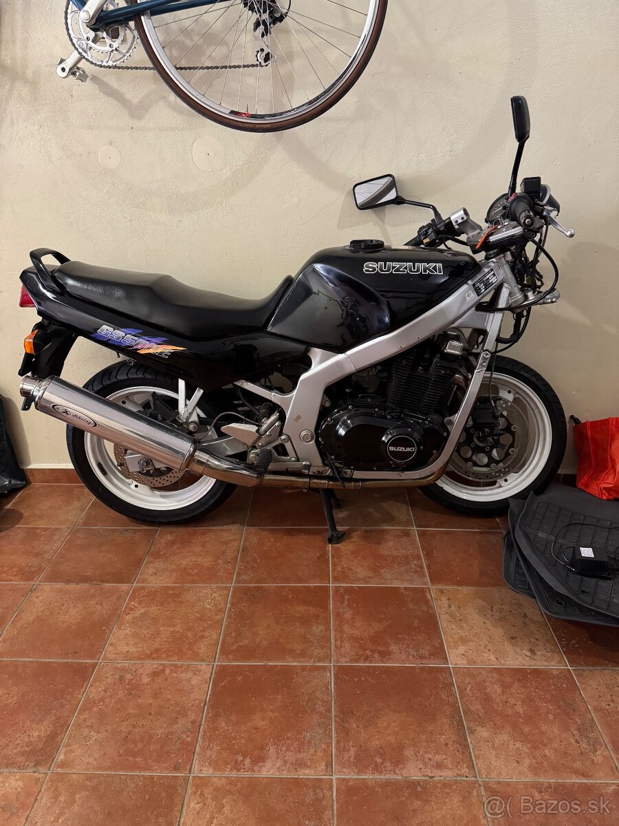 Predám havarovanú SUZUKI GS500E