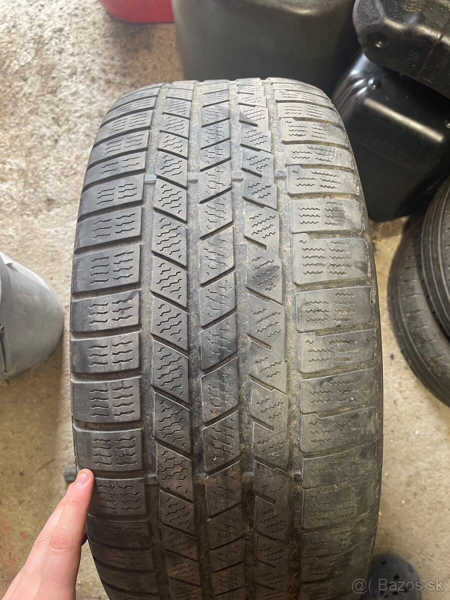 275/45 r20