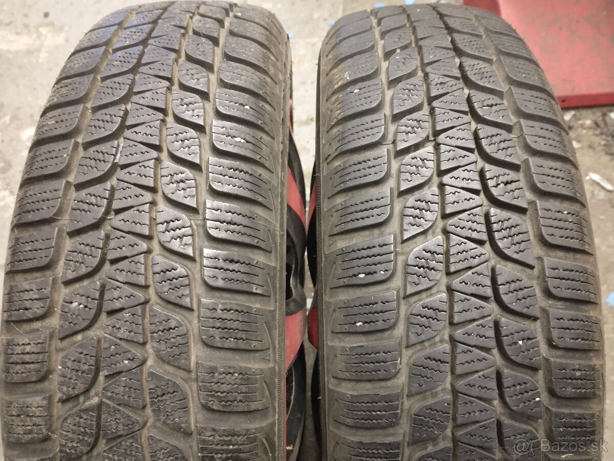 Predam 2ks zimne pneu bridgestone 155/60 r15 74t