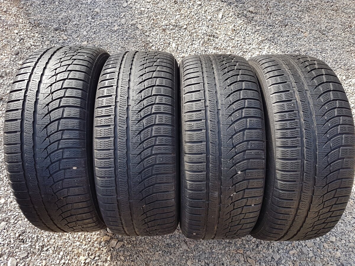 235/55 r17 zimné pneumatiky 4ks Nokian