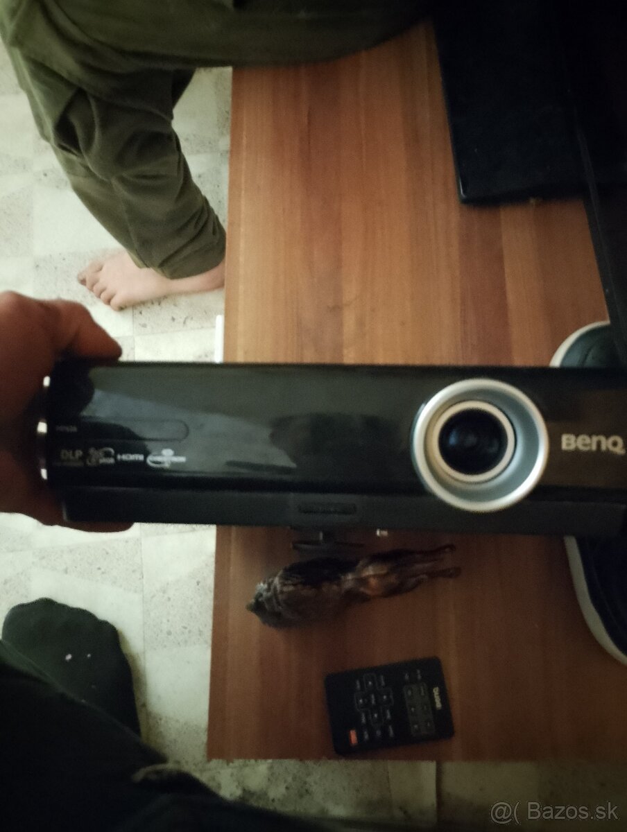 Predám projektor BenQ MP626