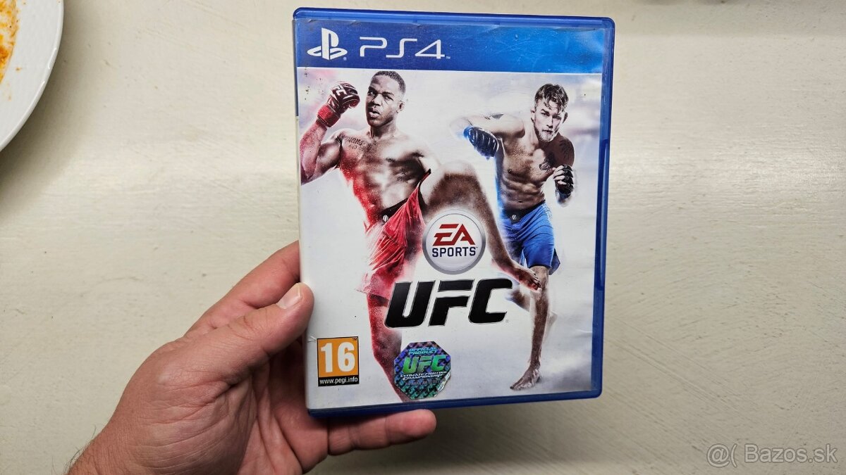 PS4 hra - Hra na Playstation 4 - UFC