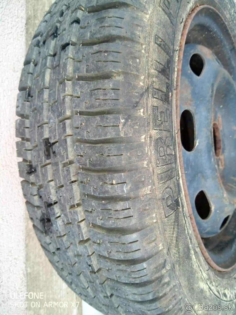 Koleso 1 ks zn. Pirelli 2000, rozmer 175/65 R14.