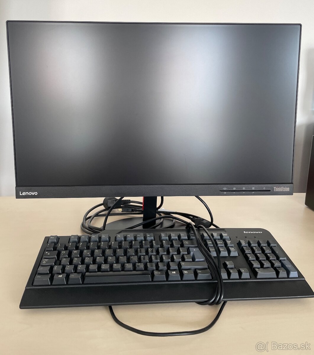 LCD monitor Lenovo ThinkVision T23i-10 s klávesnicou Lenovo