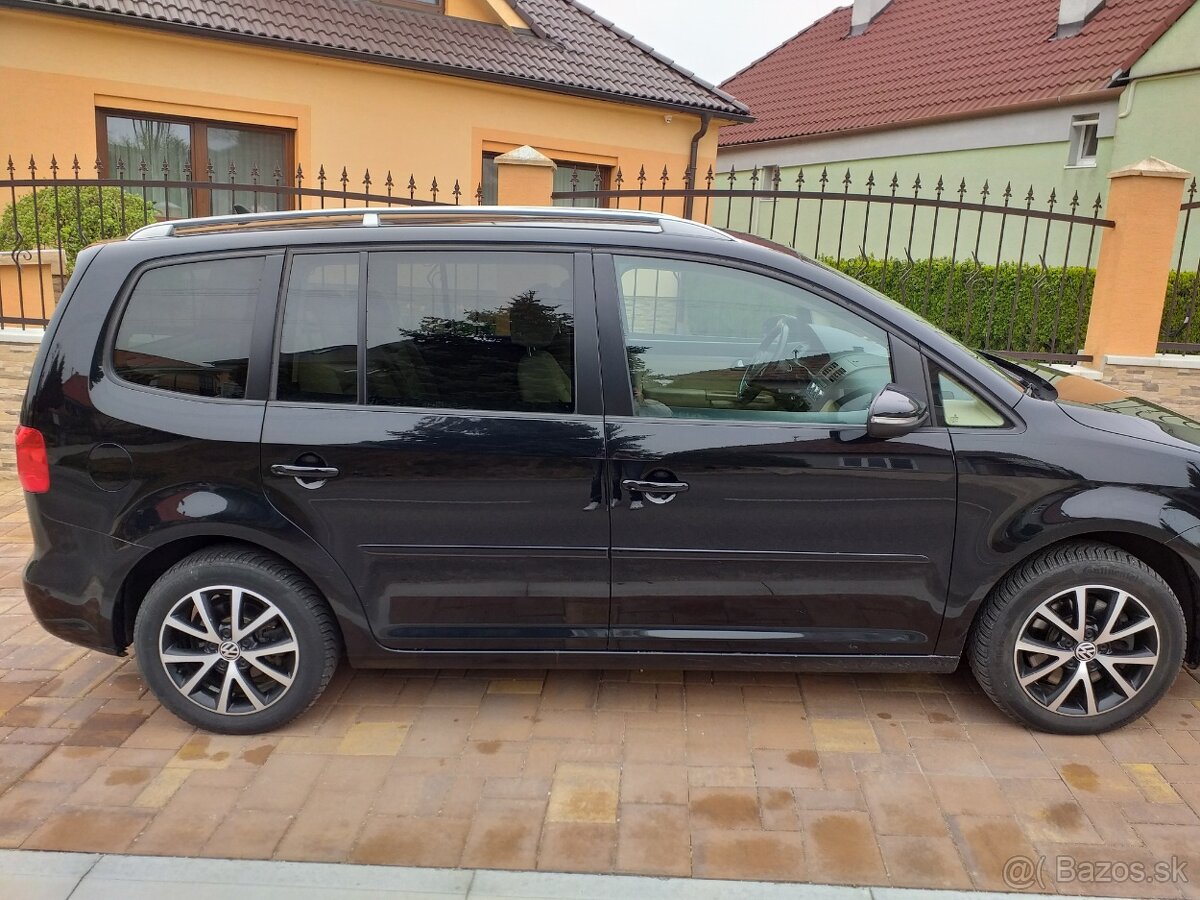 Vw Touran 2.0 tdi dsg 7miest