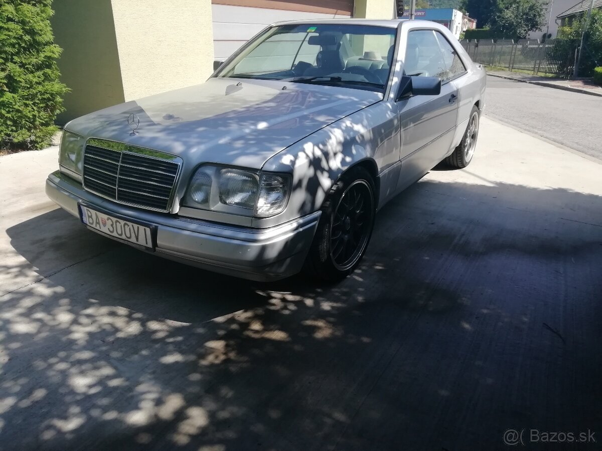 Mercedes w124 coupe 2.3 Benz.