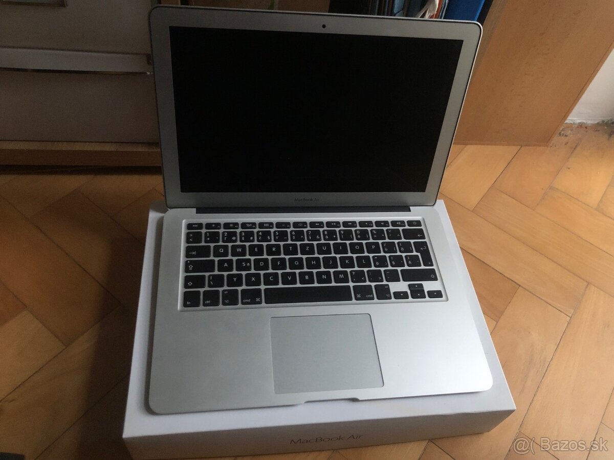 Macbook air na ND/opravu