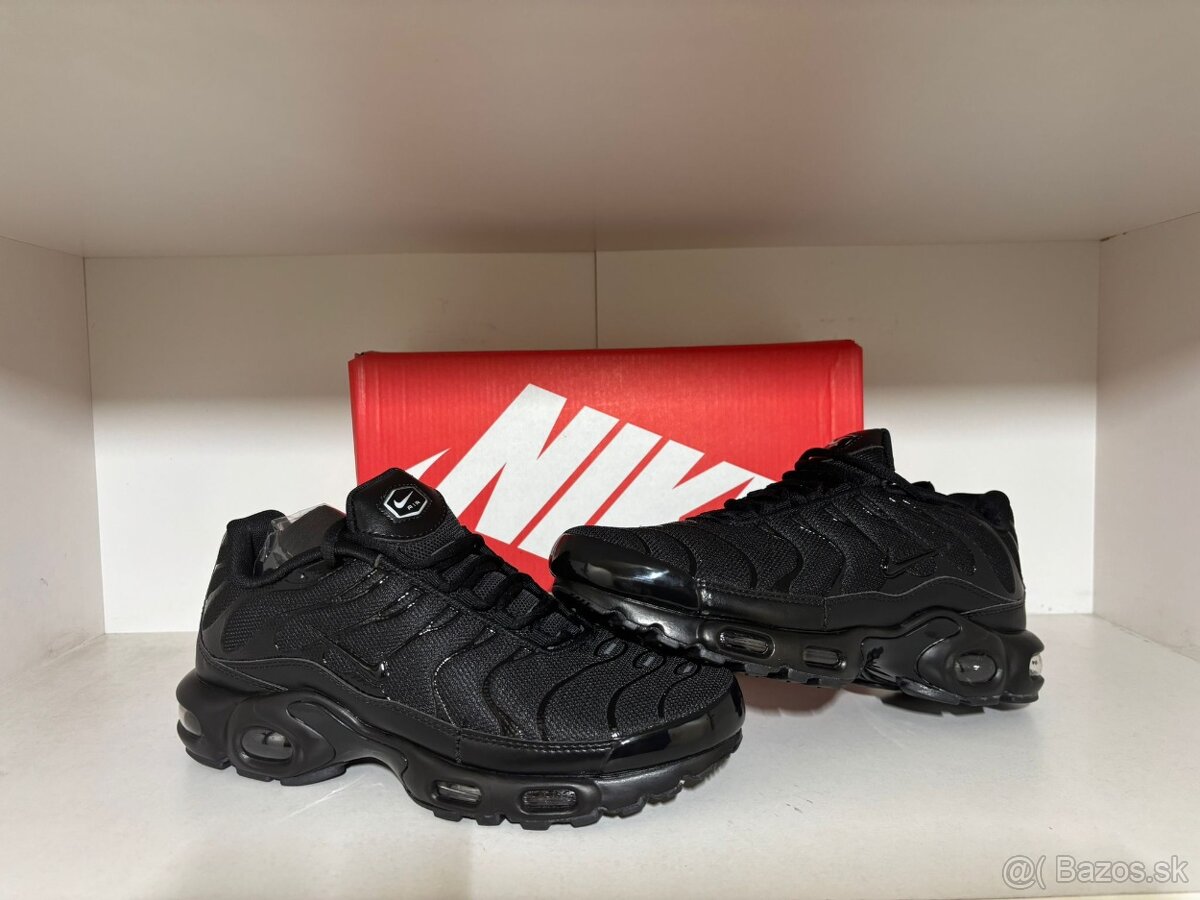 Nike TN black