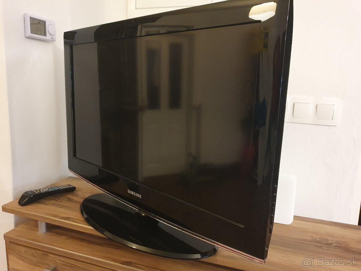 Predam tv Samsung LE32B450C4W