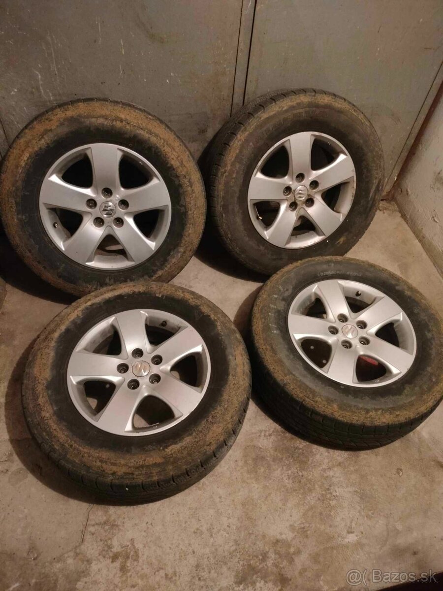 4ks alu disky orig. Suzuki 5x114,R R16 pneu 225/70 r16 6mm