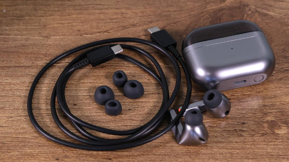 samsung galaxy buds 3 pro strieborne