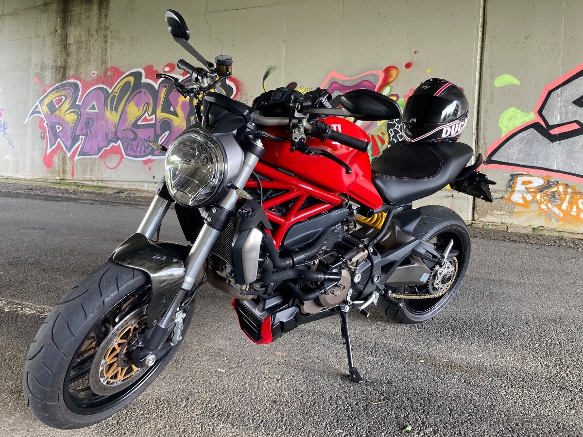 Ducati monster 1200