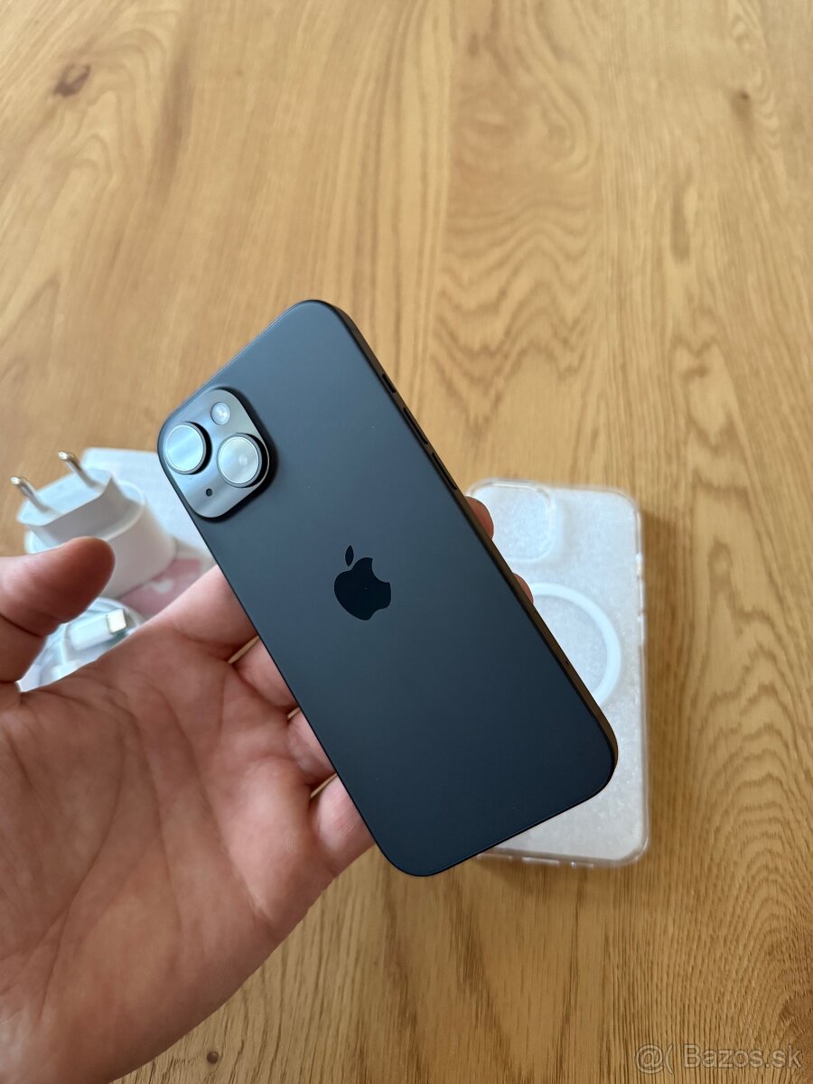 iPhone 15 128 gb Black v záruke