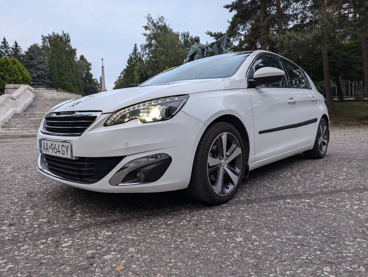 Peugeot 308 II