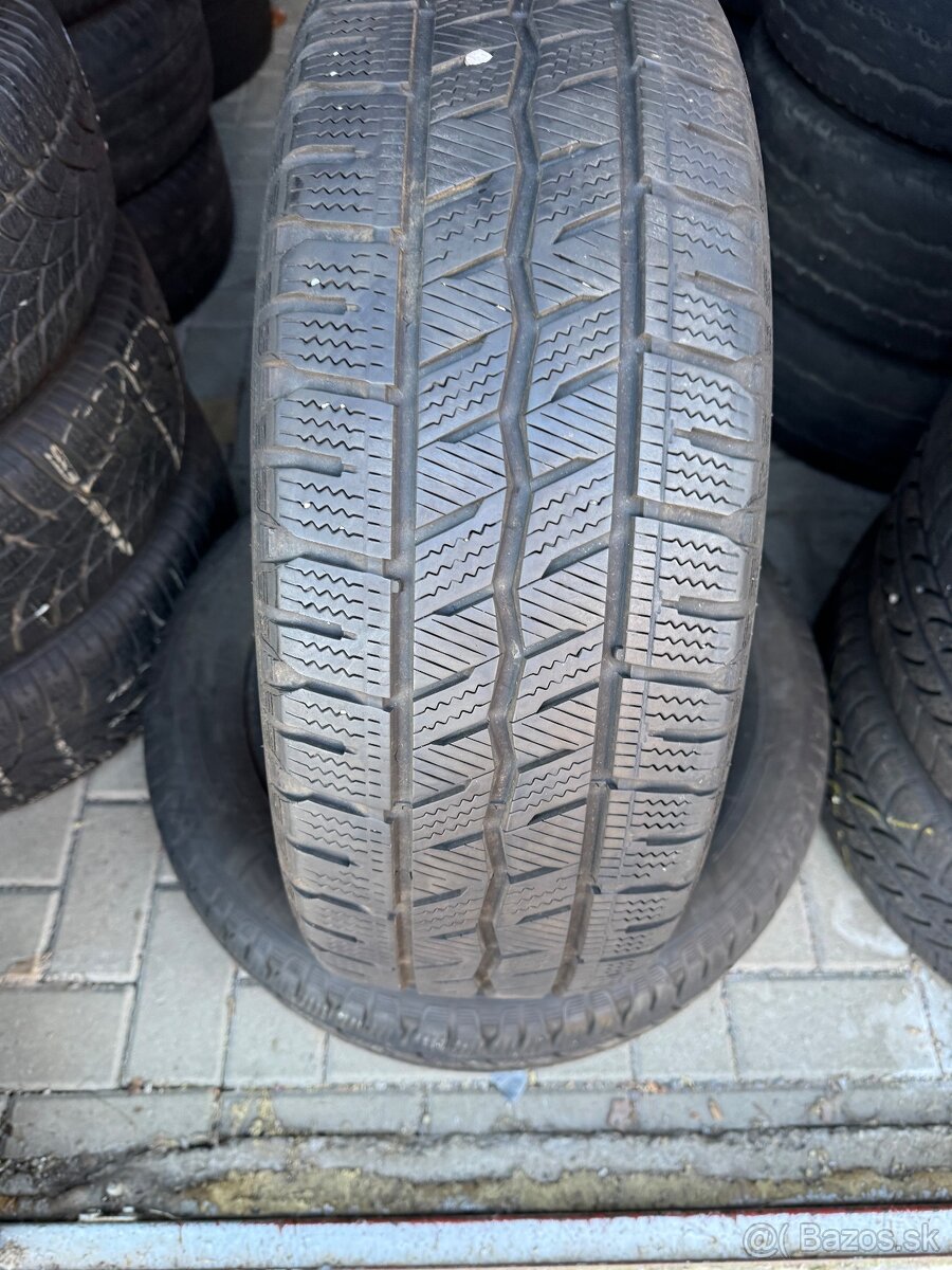 215/60R17C Hankook