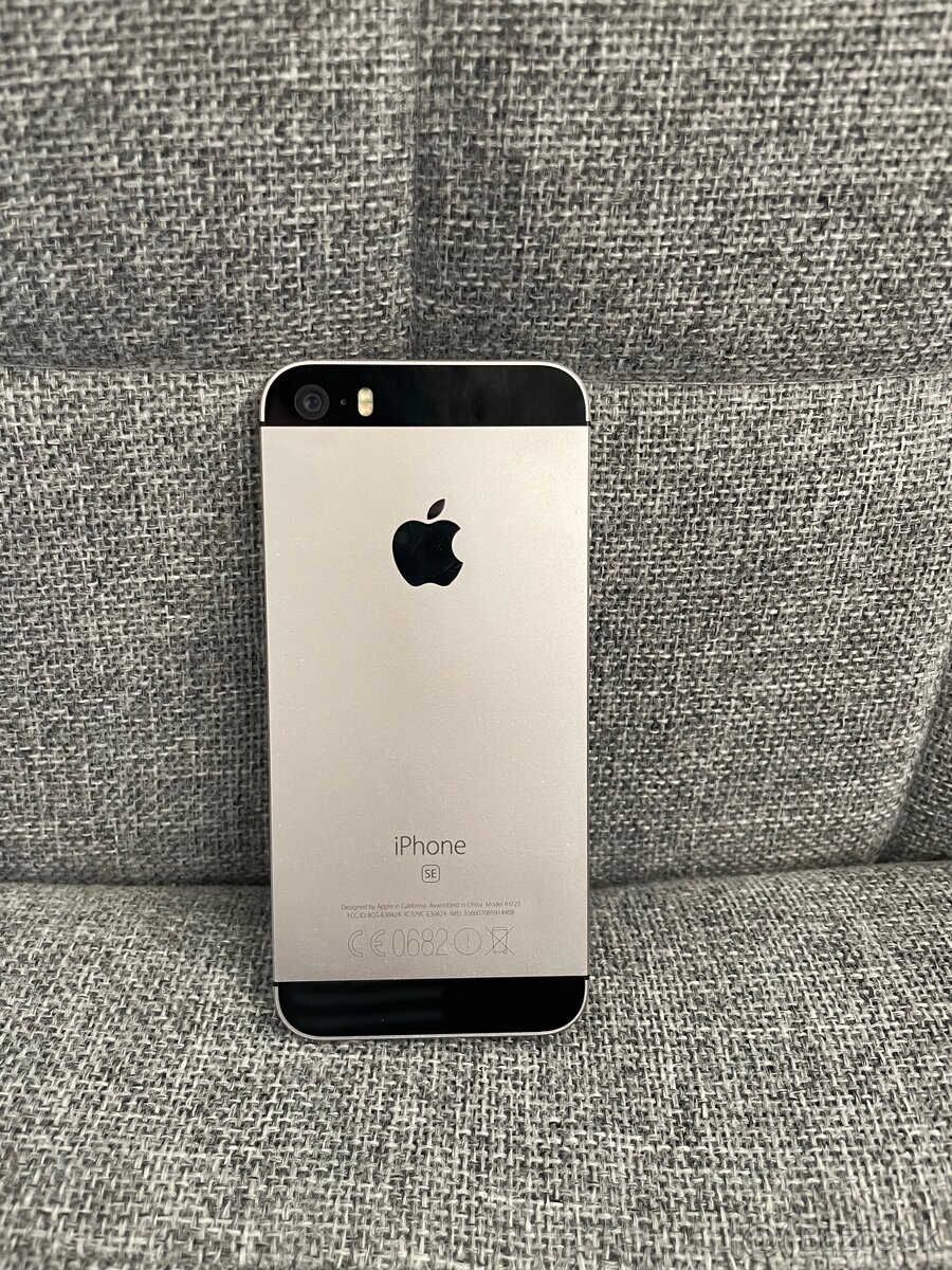 iPhone SE 1. Generácie 32GB (2016) plne funkčný