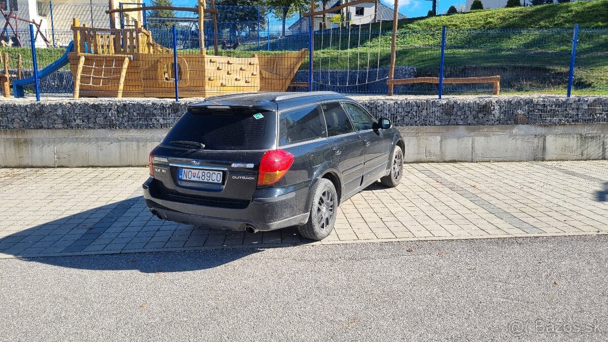 Subaru Outback 2.5 benzin + plyn 4x4