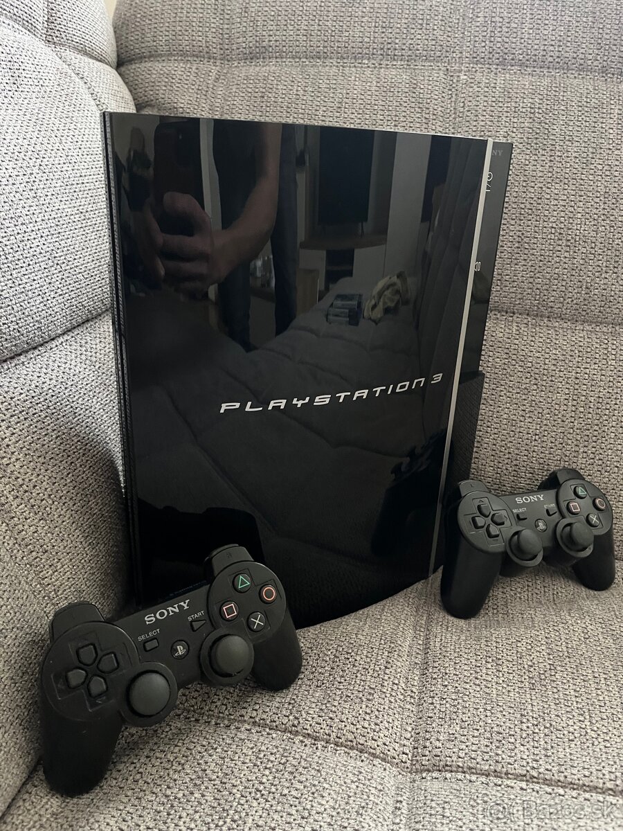 Playstation 3 + 2x ovládač