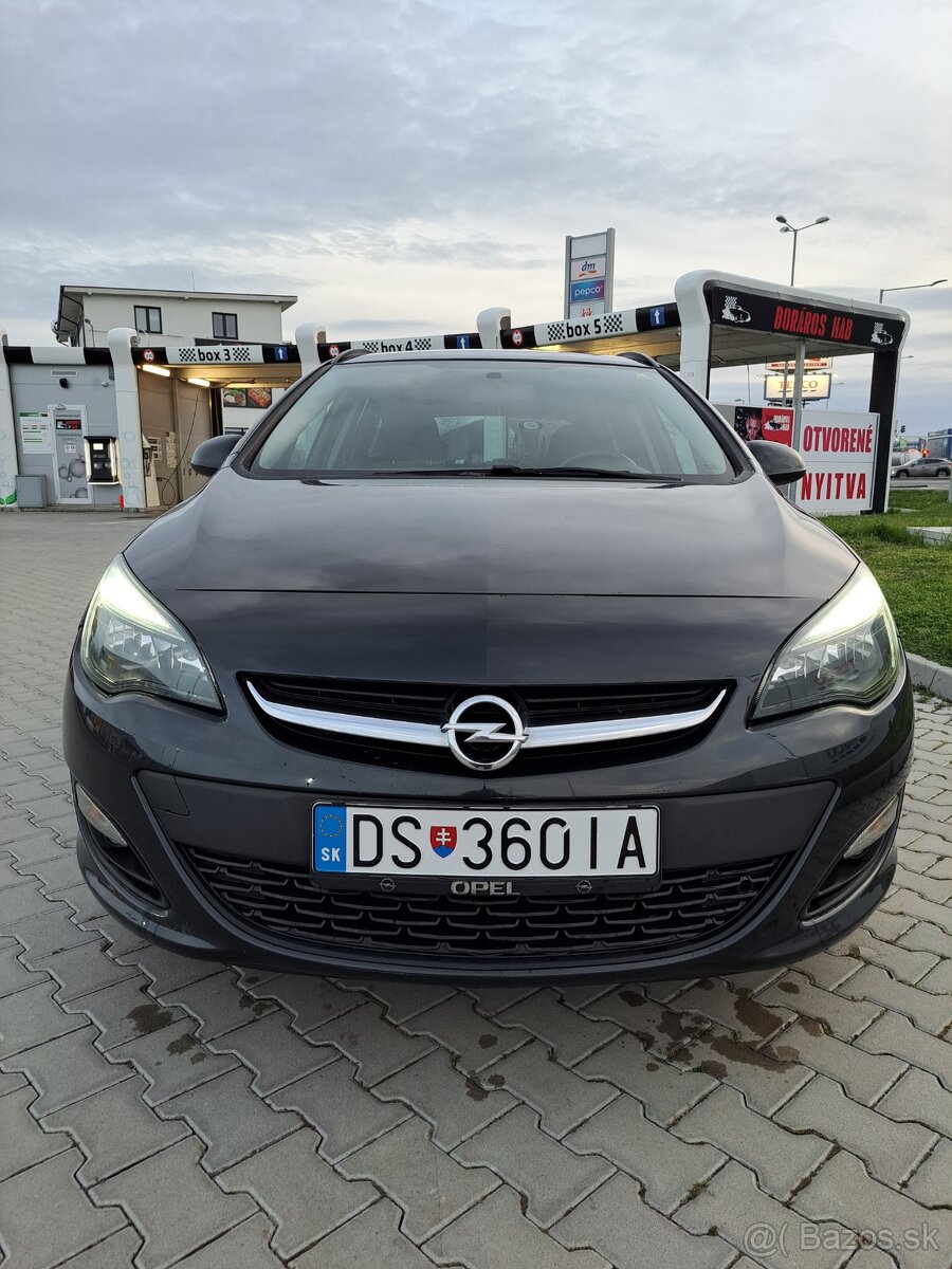 Opel Astra sports tourer 1,7cdti