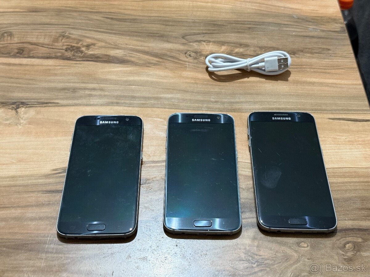 Predám Samsung Galaxy S7 32GB Black malé známky používan