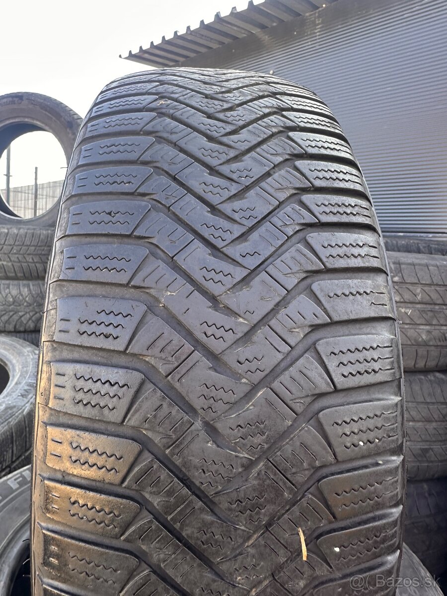 Zimné pneumatiky 195/65r15