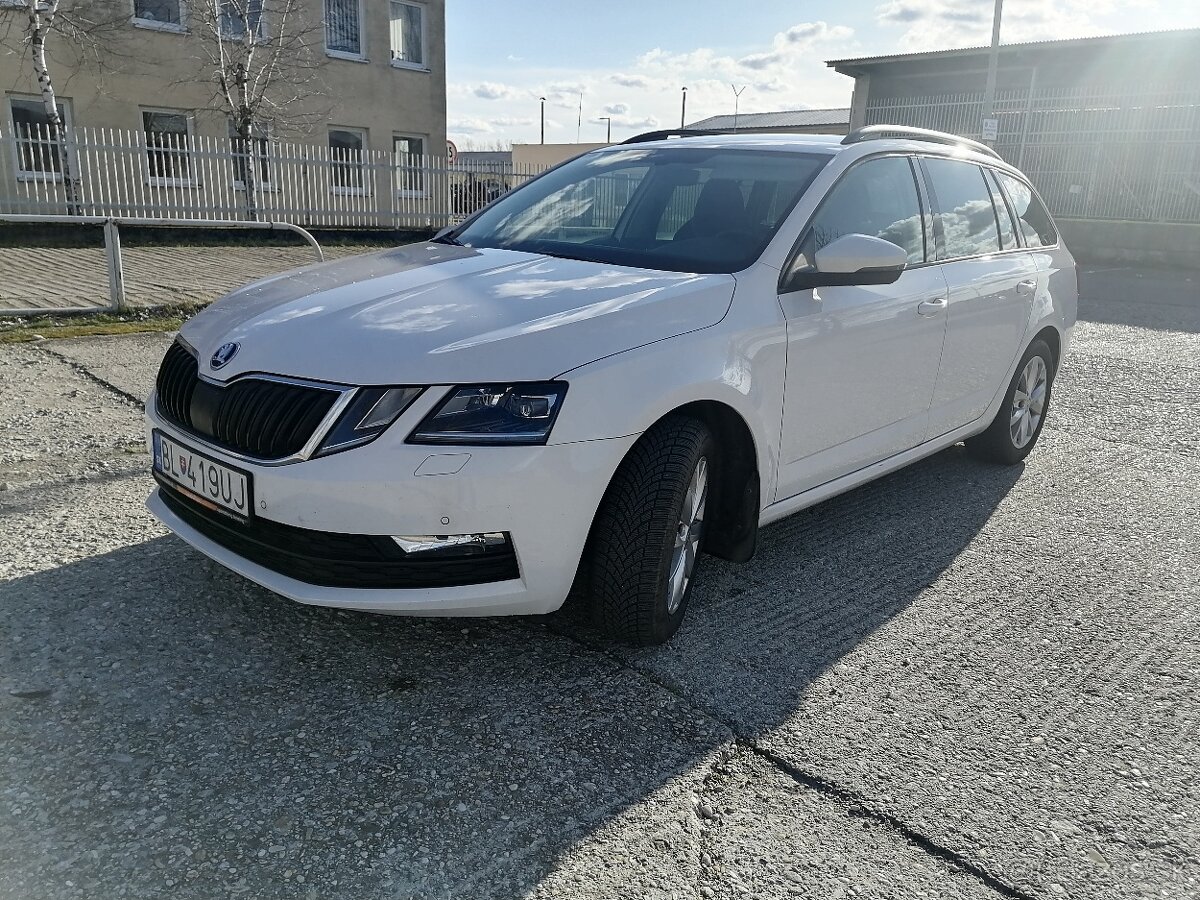 Škoda Octavia Combi 1.5 TSI (nazávislé kúrenie + ťažné)