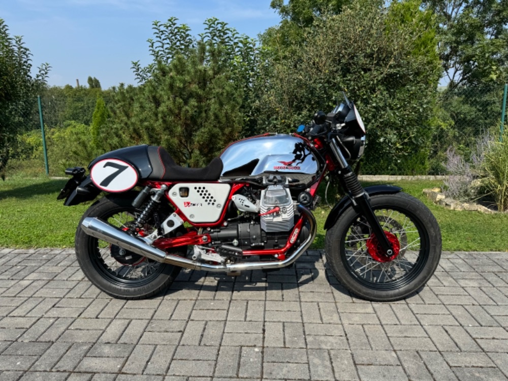 Moto Guzzi V7 Racer 9144Km