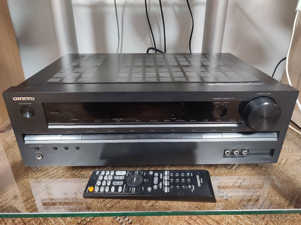 ONKYO HT-R358 receiver