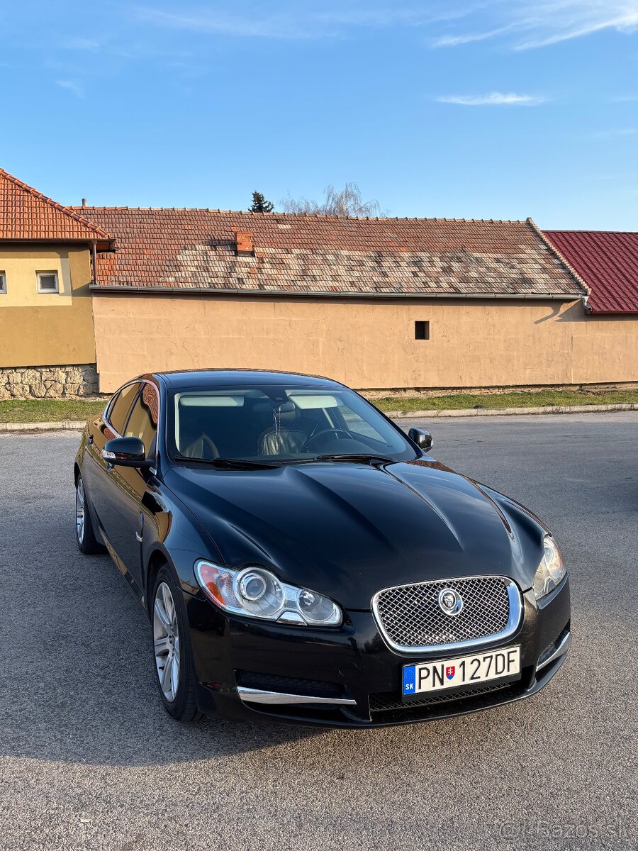 Jaguar XF 2.7D Premium Automat