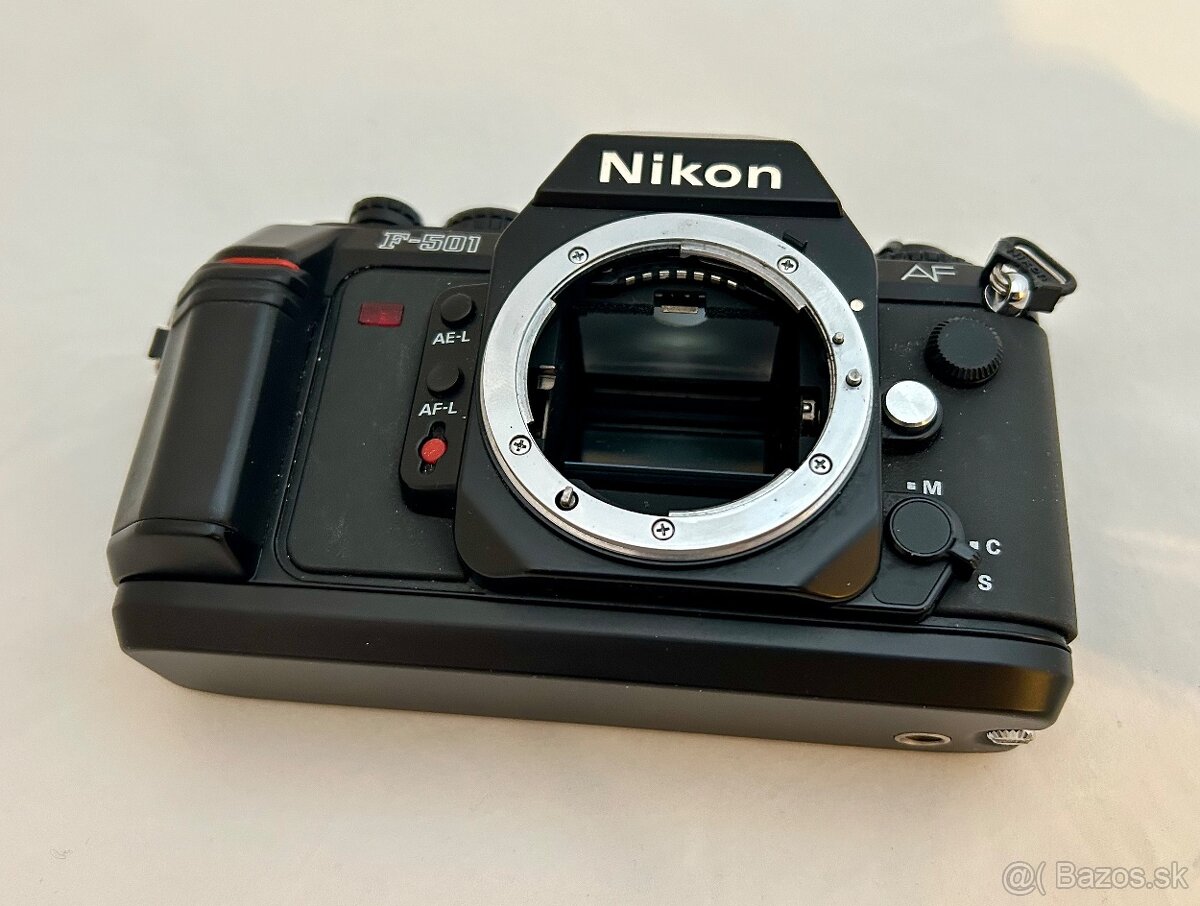 NIKON F501 AKO NOVY