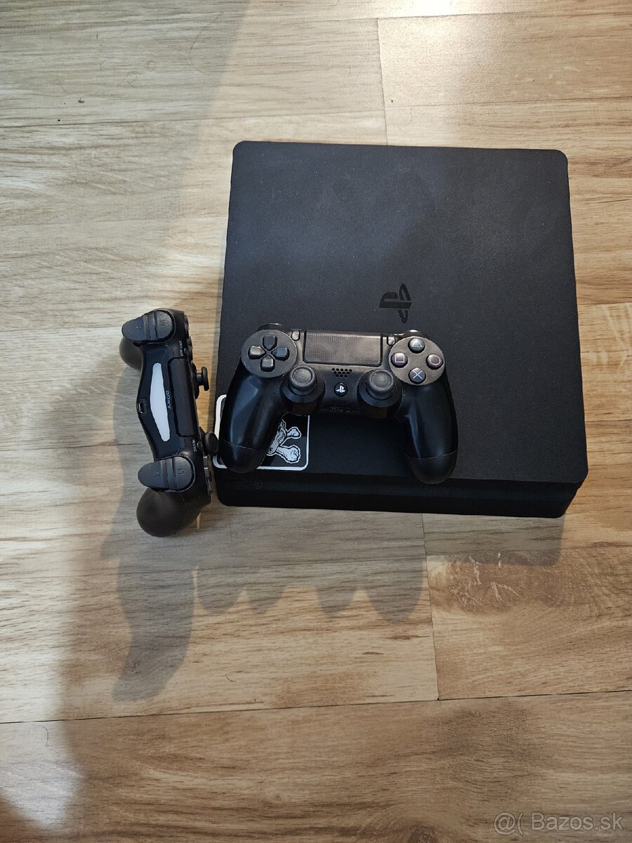 PS4 Slim