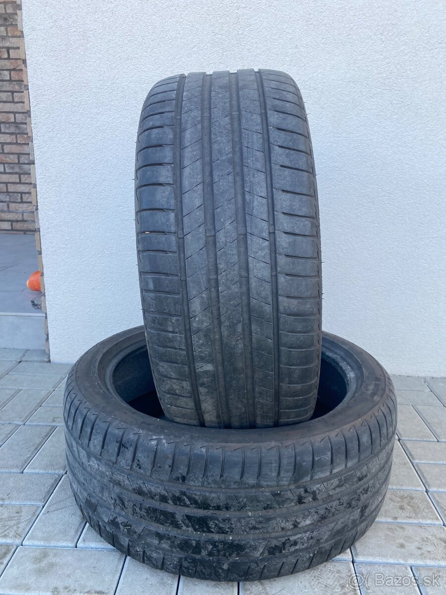 Letne pneu 255/40 R20