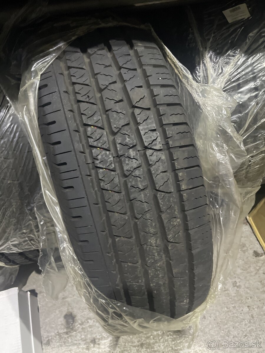 255/70R16 continental crosscontact 111T DOT4021