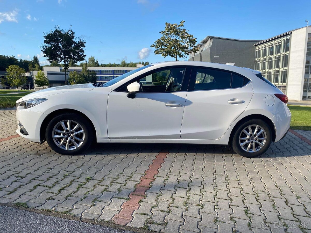 Rezervované Mazda 3BM 1.5 74kw 6st. manuál