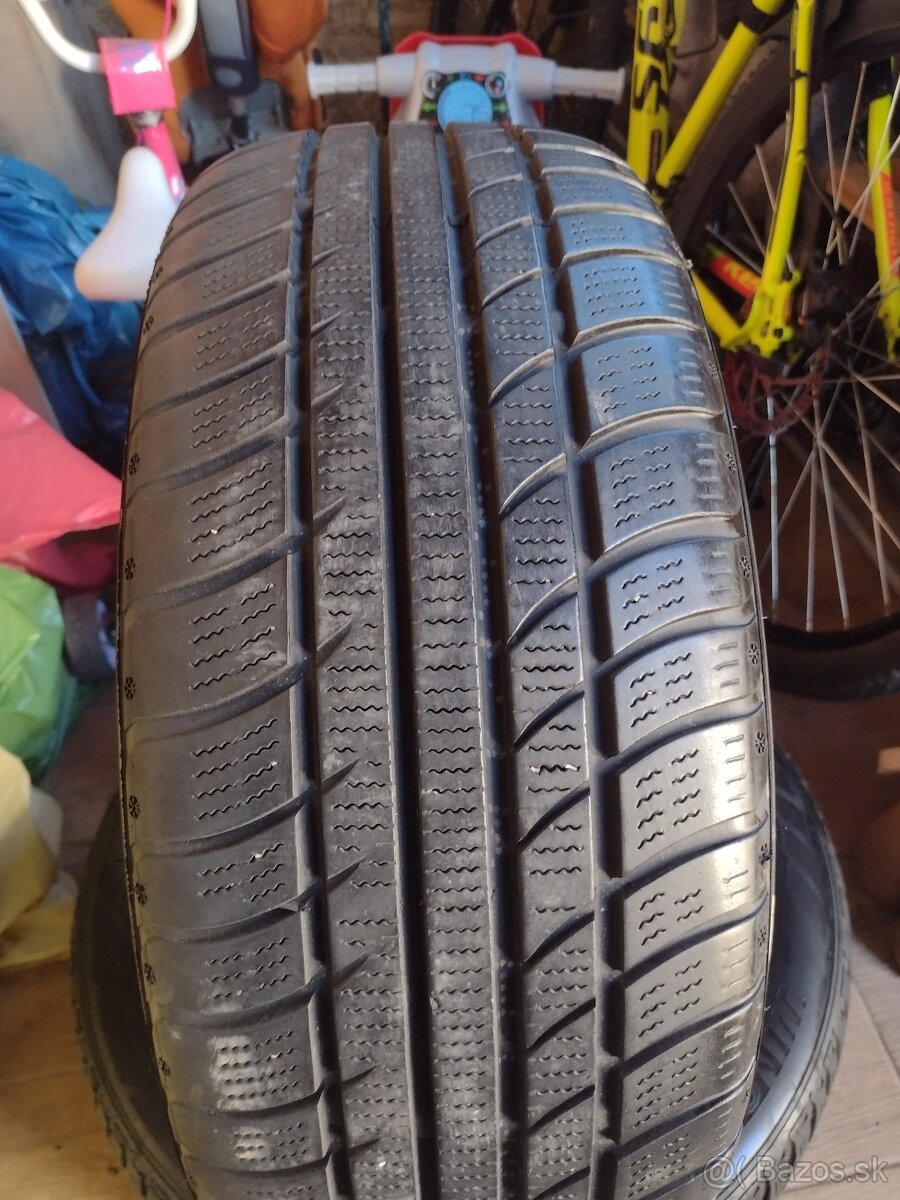 Zimné pneumatiky  205/55R16