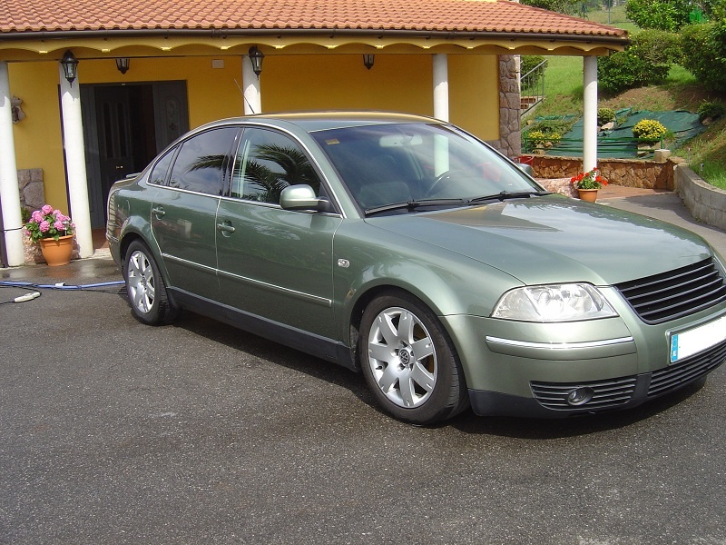 Rozpredam VW Passat B5.5 1.9 TDI 74 KW.