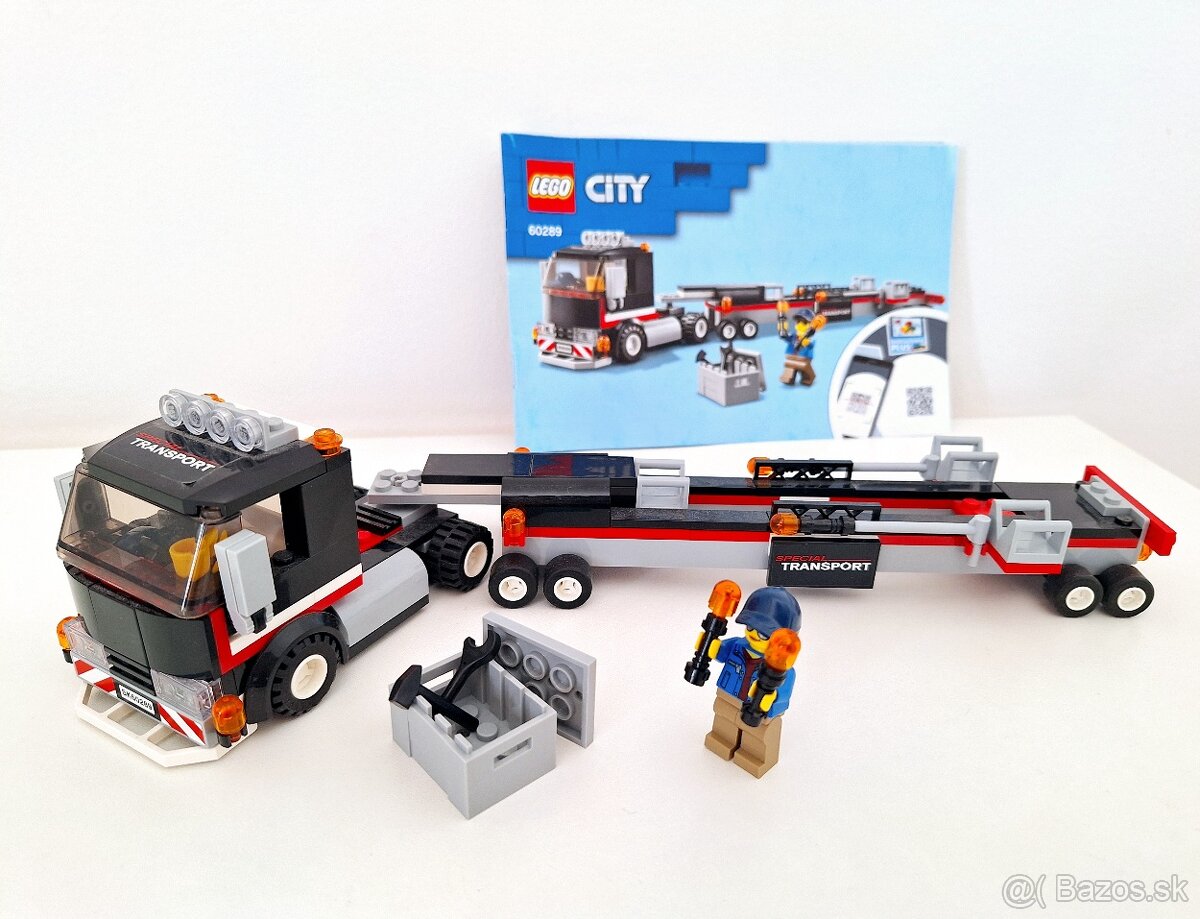 LEGO City 60289 Transport akrobatickej stíhačky