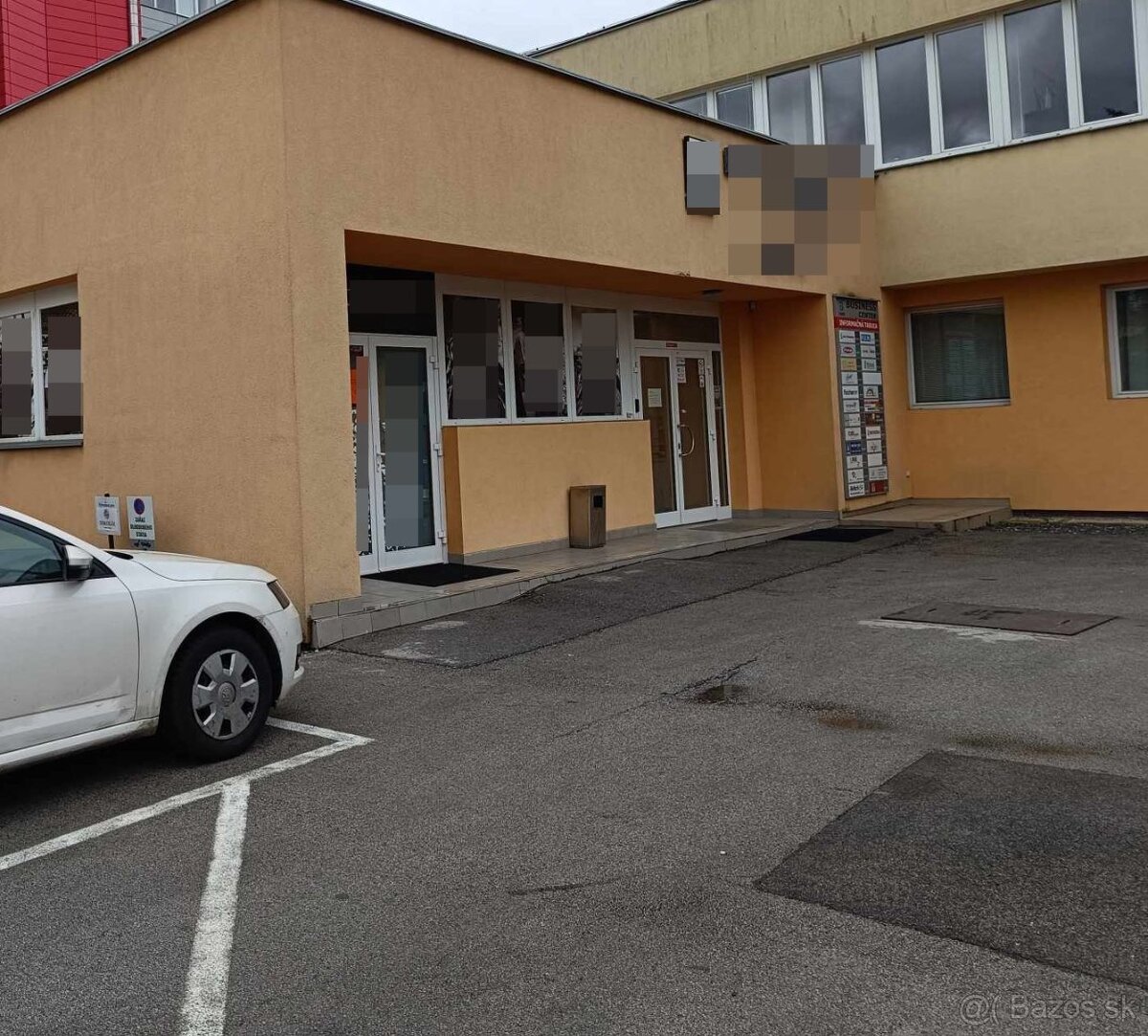 Na prenájom obchodný priestor 68 m2 Banská Bystrica