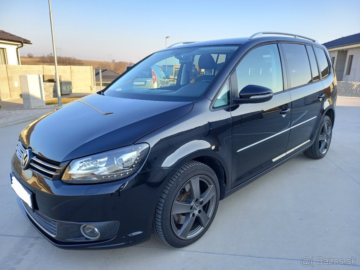 VW Touran 2.0 TDI HIGHLINE, CFHC