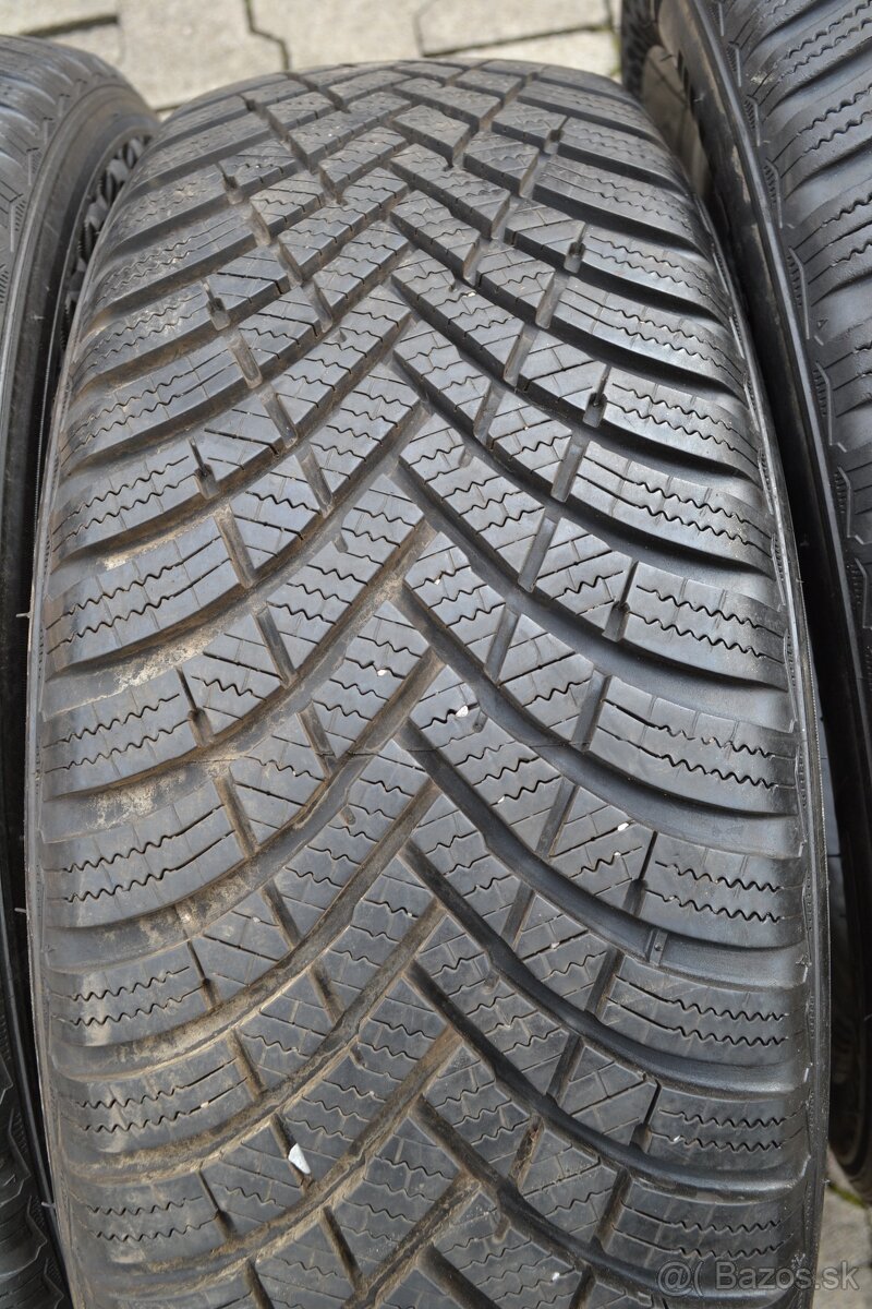 205/60 R16 Zimne pneumatiky Hankook