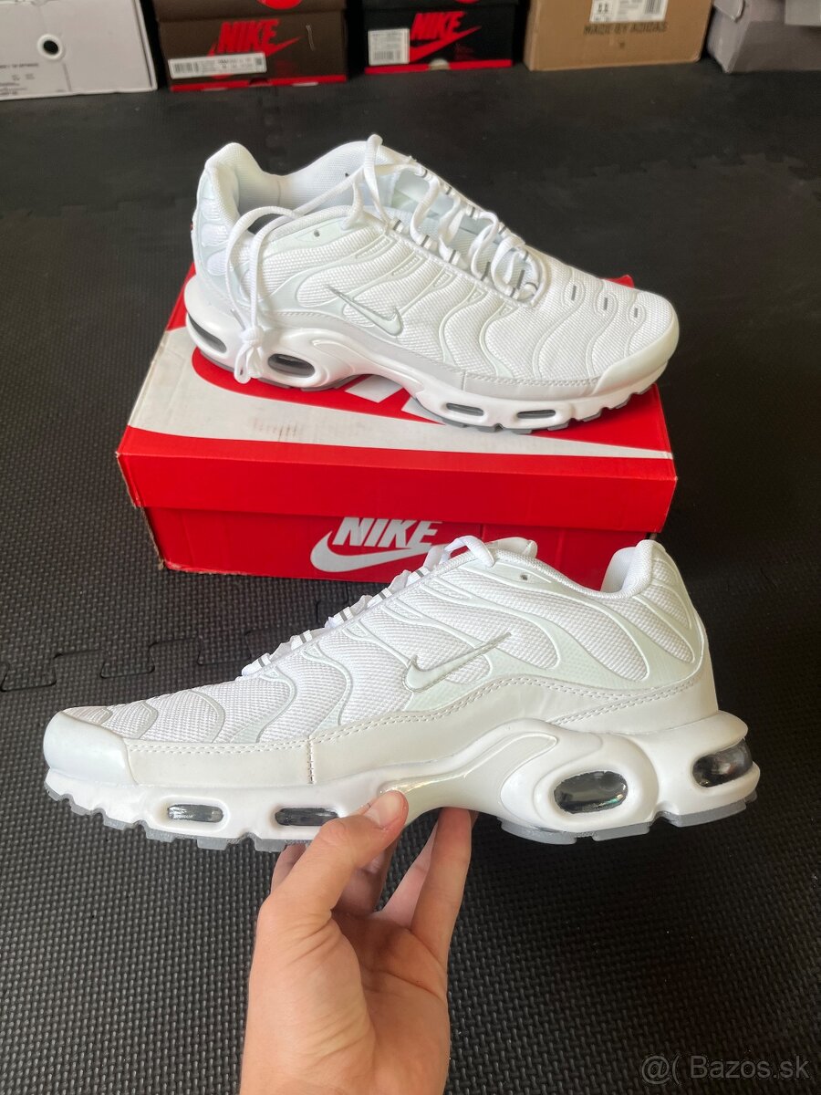 Nike Tn Biela