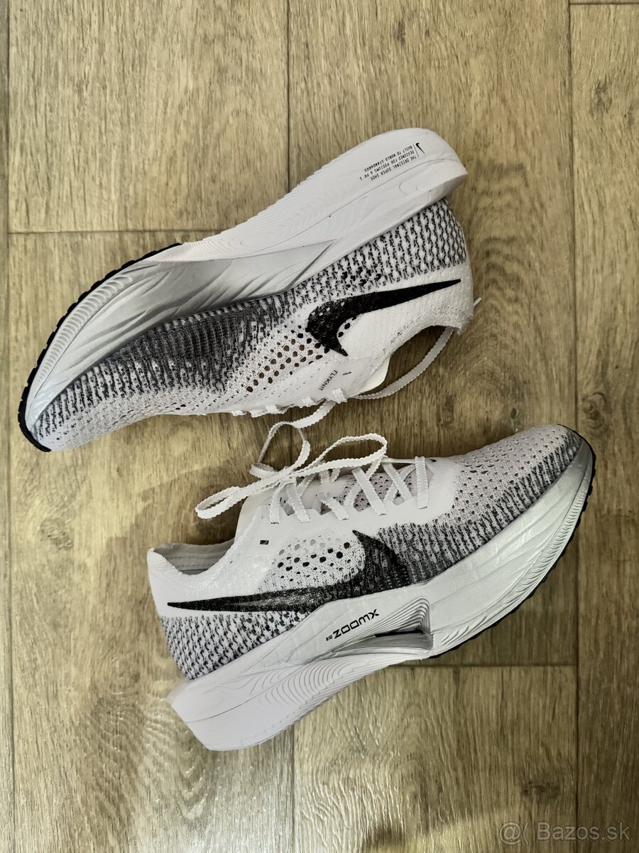 W Nike ZOOMX Vaporfly Next% 3