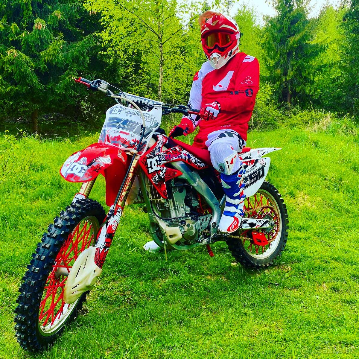 Výstroj na Motocross