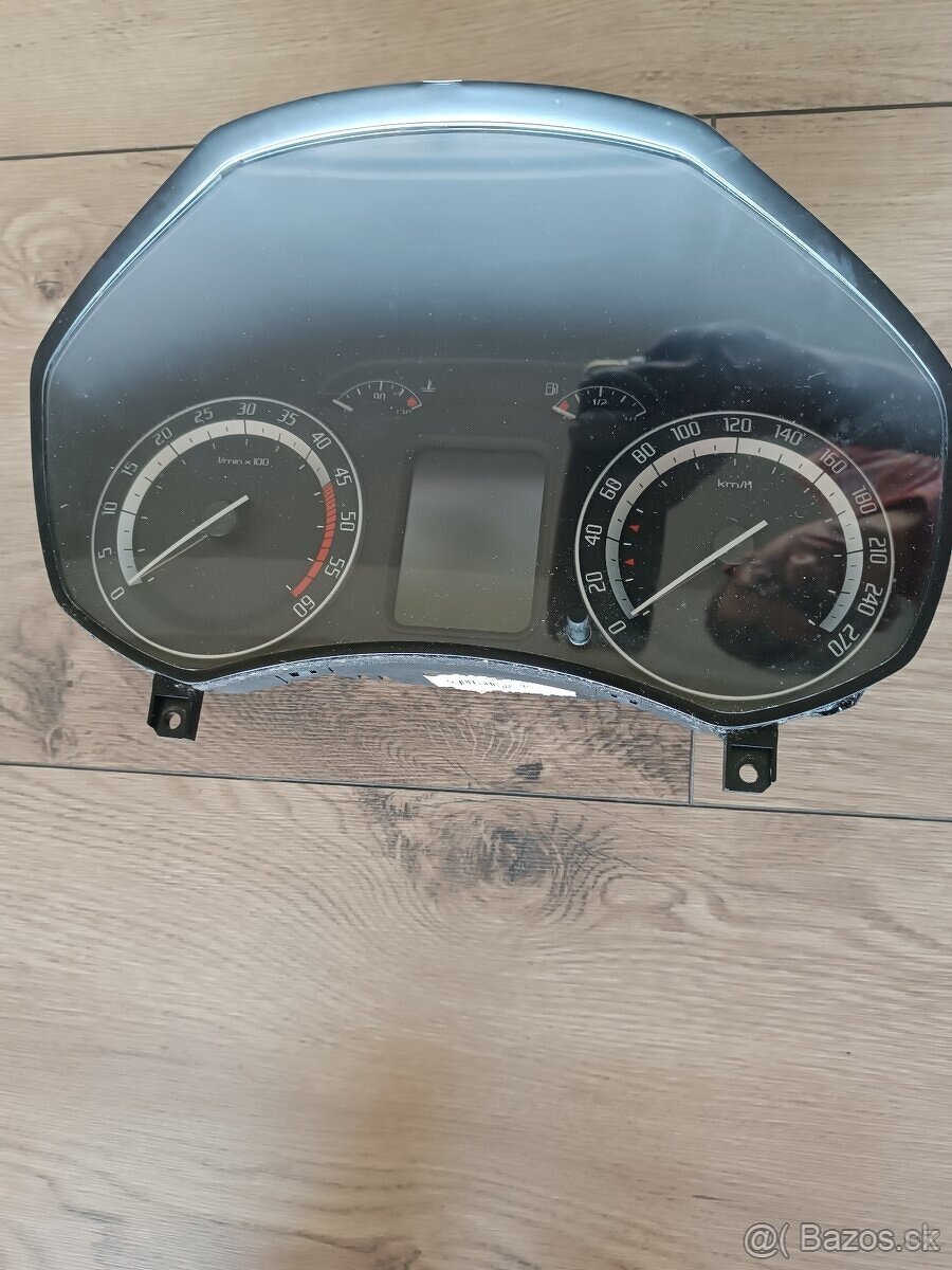 Budiky, Maxidot, tachometer Škoda Octavia II