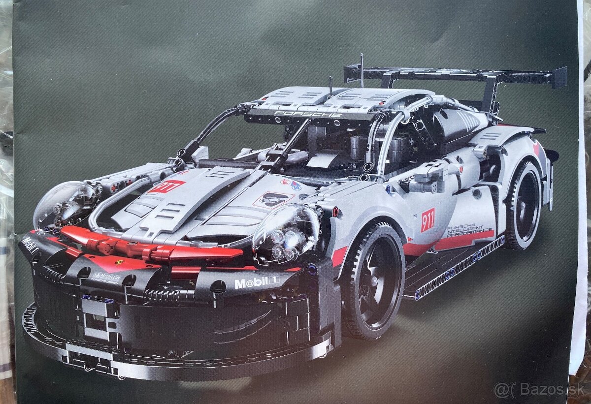 NOVÉ Porsche 911 RSR 1580ks kostek