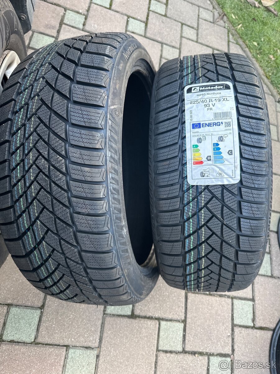 Dve NOVÉ Zimné  pneumatiky 225/40R19 93V MTADOR